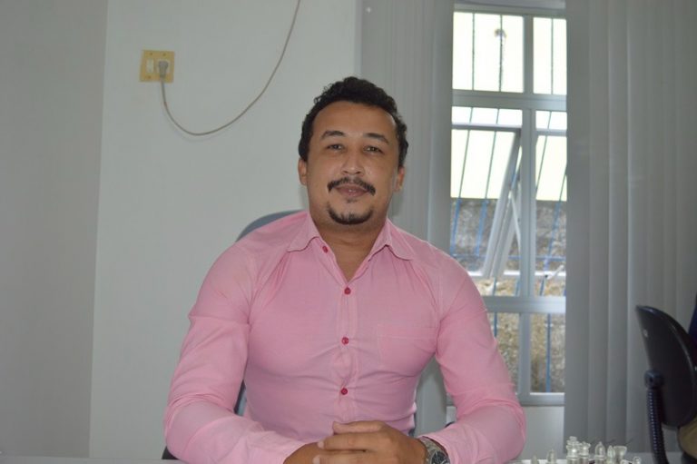 Vereador Kinhones C.Evangelista faz indicação na Câmara municipal De Nova viçosa