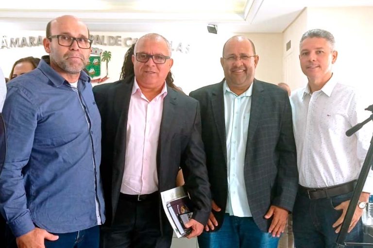 Nova Viçosa participa do Encontro dos Presidentes de Câmaras Municipais do Extremo Sul