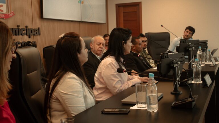 A reunião realizada na Câmara Municipal marcou um importante avanço para Nova Viçosa.