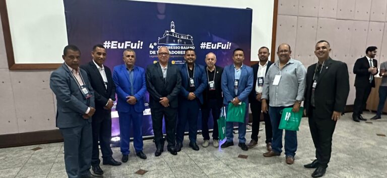 Vereadores de Nova Viçosa participam de congresso em Salvador e apresentam demandas para o município