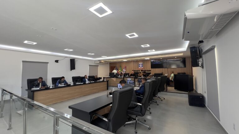 Câmara de Nova Viçosa realiza sessão marcada por debates sobre infraestrutura, esporte e causas sociais