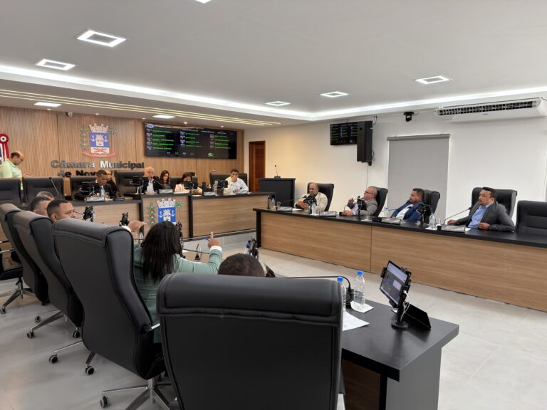 Câmara aprova valorização de professores e reajuste de servidores em sessão marcada por debate sobre segurança viária e obras